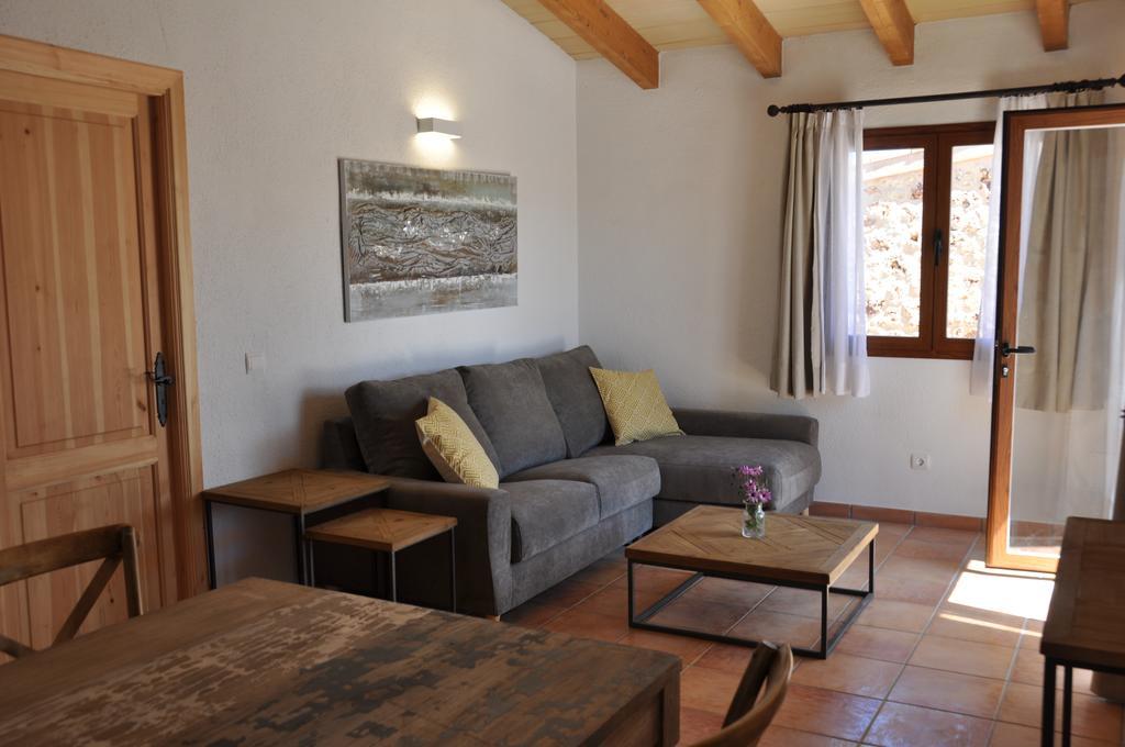 Can Porreti Agroturisme Thị trấn Thị trấn Lloret de Vistalegre Ngoại thất bức ảnh
