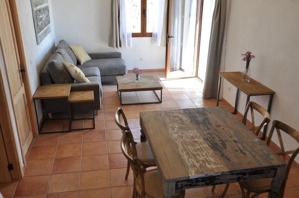 Can Porreti Agroturisme Thị trấn Thị trấn Lloret de Vistalegre Ngoại thất bức ảnh