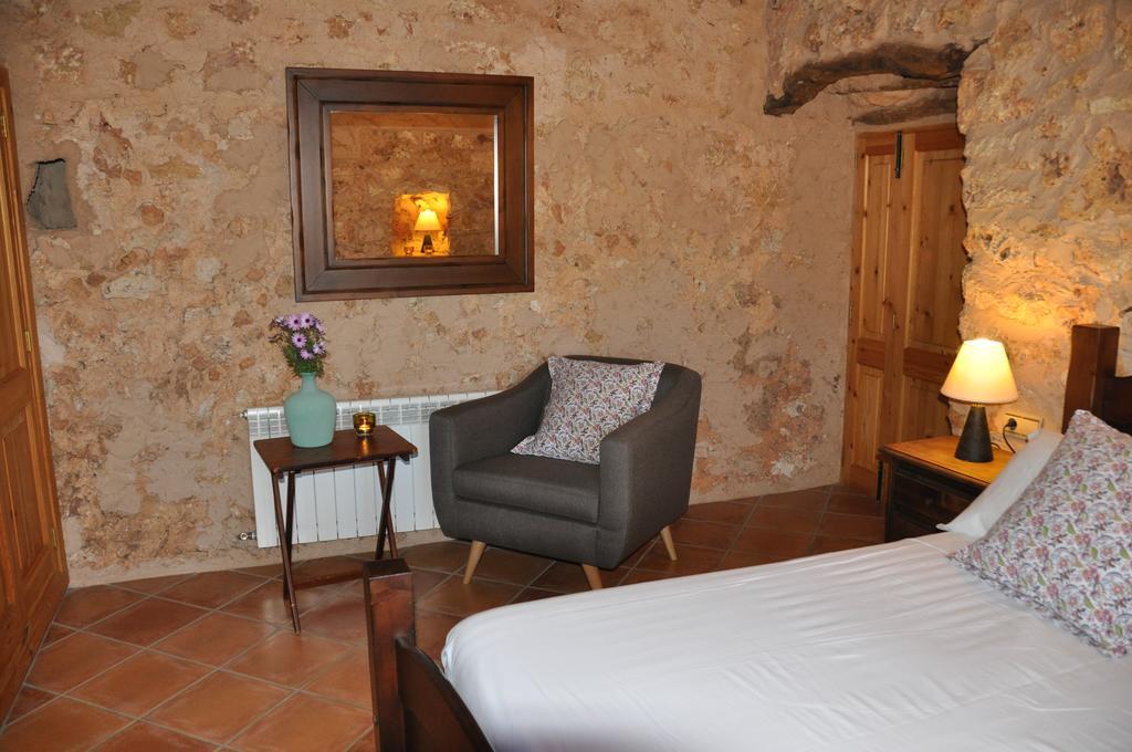 Can Porreti Agroturisme Thị trấn Thị trấn Lloret de Vistalegre Ngoại thất bức ảnh