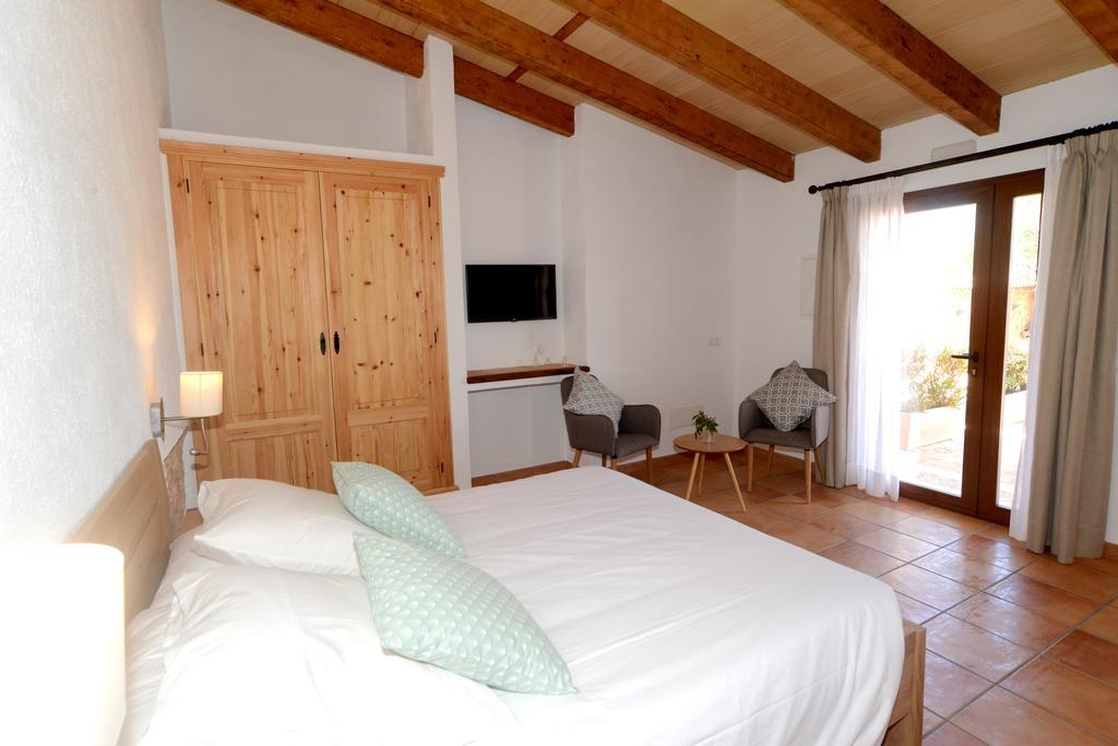 Can Porreti Agroturisme Thị trấn Thị trấn Lloret de Vistalegre Ngoại thất bức ảnh