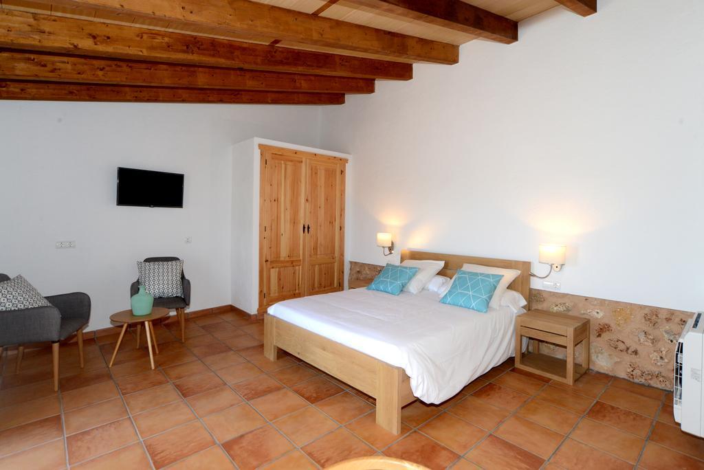Can Porreti Agroturisme Thị trấn Thị trấn Lloret de Vistalegre Ngoại thất bức ảnh